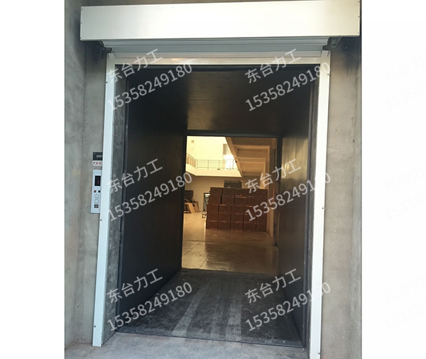 導軌式液壓貨梯（標配）室內(nèi)